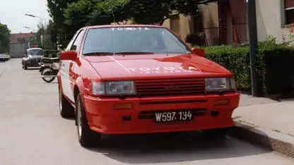 Corolla neu lackiert von vorne