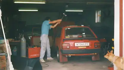 Starlet in der Werkstatt