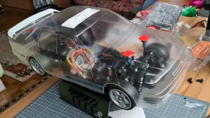 Karosserie ausgeschnitten