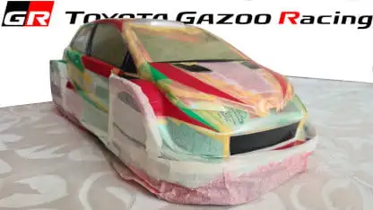 Teile von Karosserie innen grün lackiert